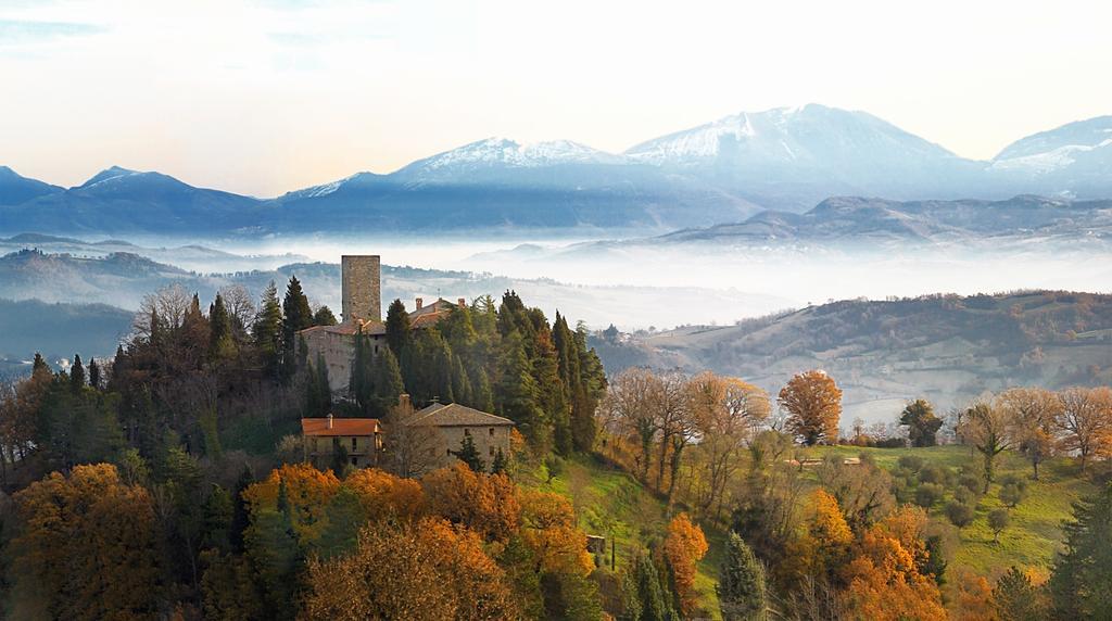 Castello Di Petroia Dimora D'Epoca Hotel Gubbio Buitenkant foto